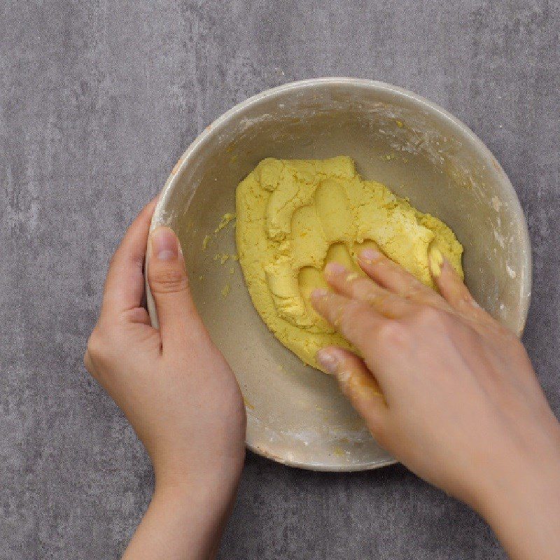 Step 3 Making colorful five-color sticky rice dumplings