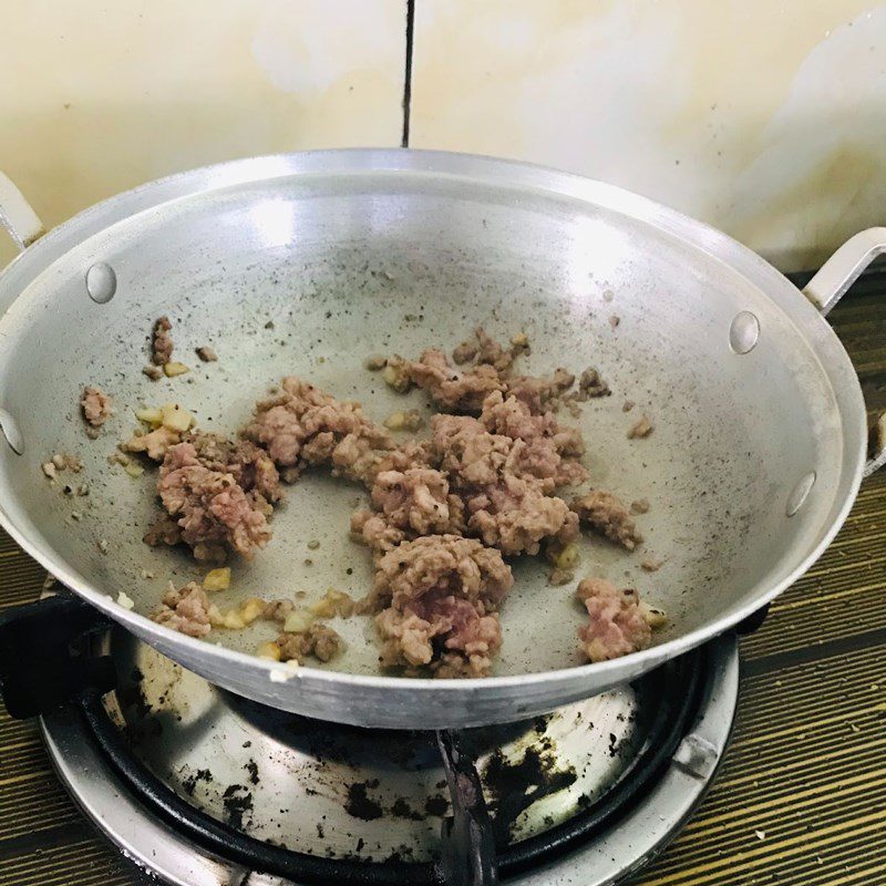 Step 4 Make stir-fried minced meat noodles Stir-fried minced meat noodles