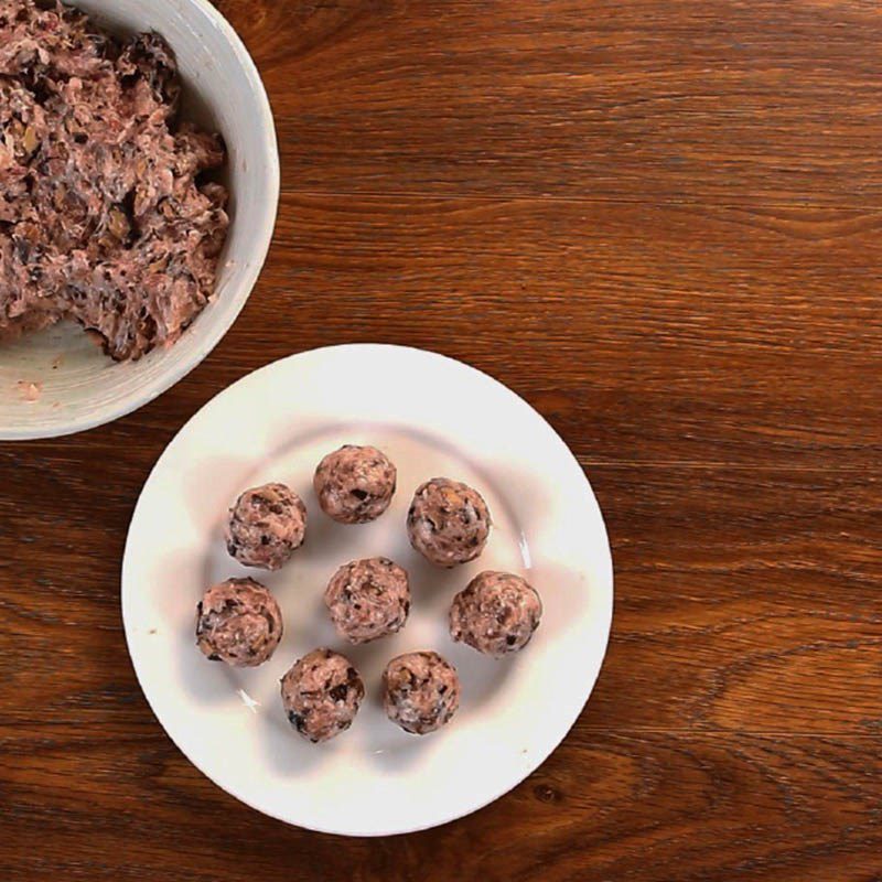 Step 3 Make meatballs for Bun Bung with Mung Bean