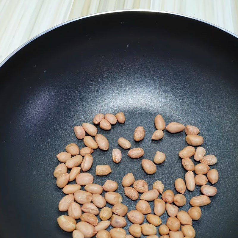 Step 5 Make sesame salt and finish Sticky corn (steamed corn) with a rice cooker