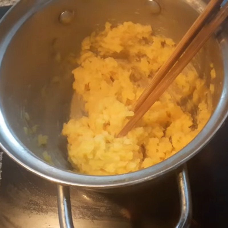 Step 2 Making the filling for Gấc cake