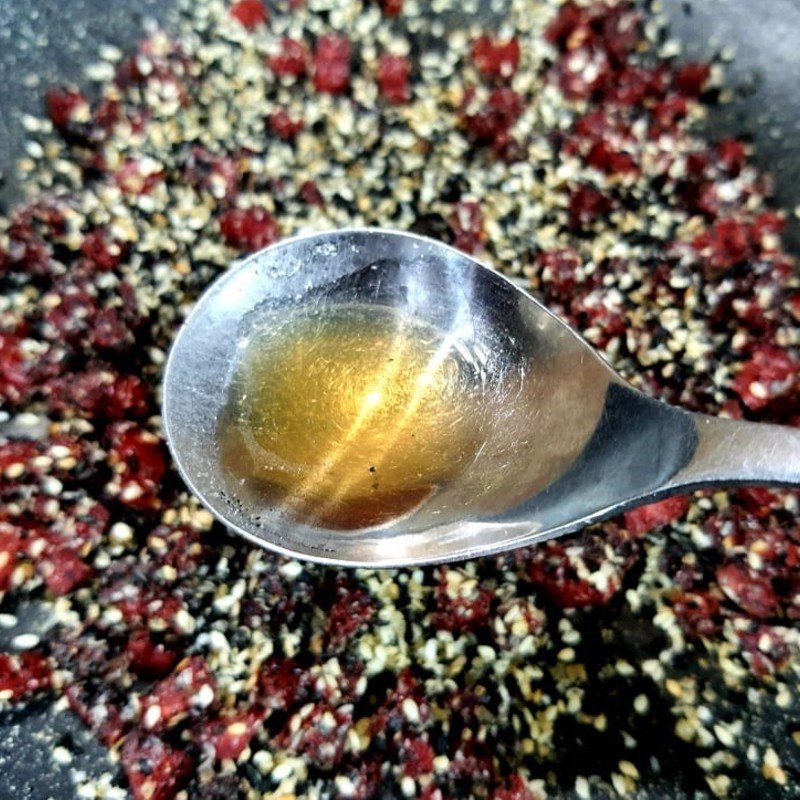 Step 2 Make the filling for salty sticky rice balls