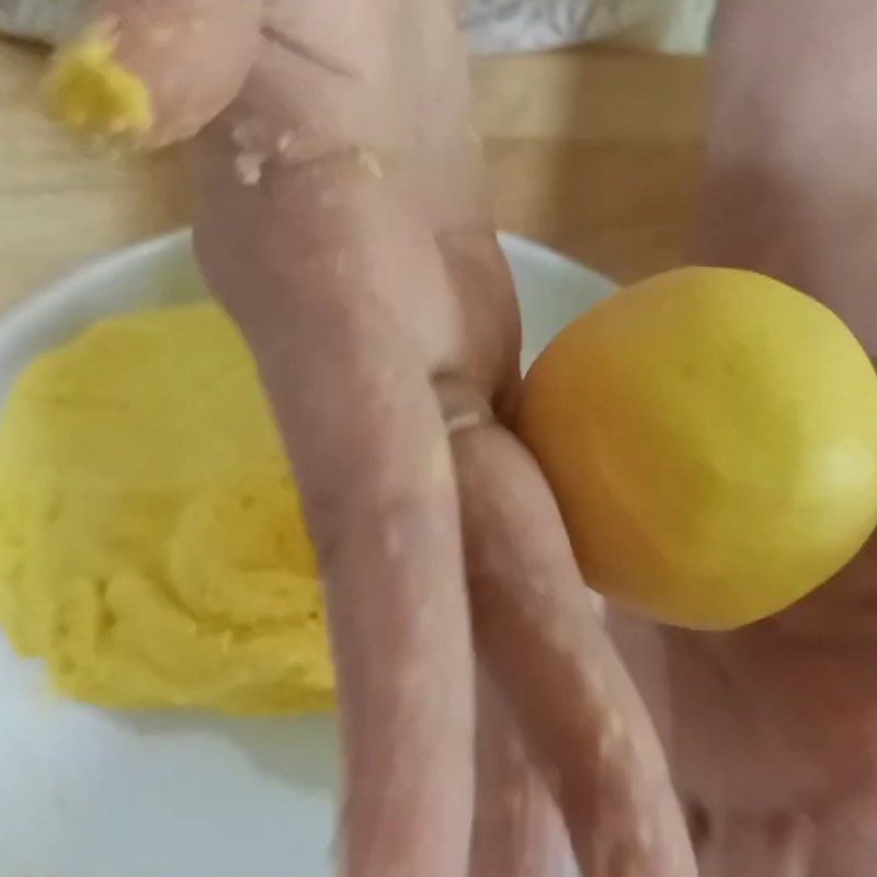 Step 3 Making the filling for pumpkin floating cake