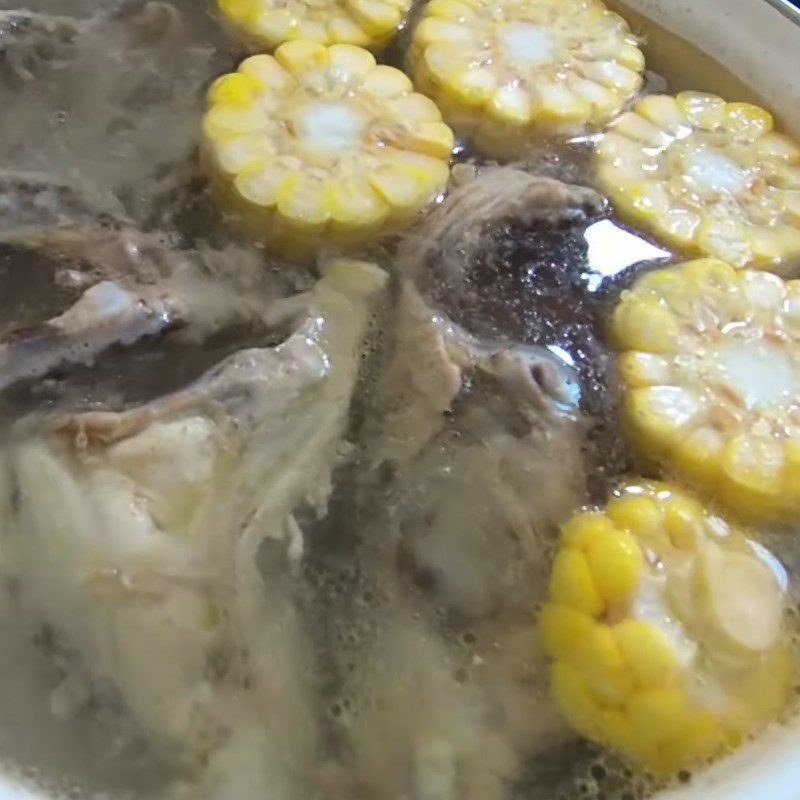 Step 4 Making the soup broth Bird's nest crab soup