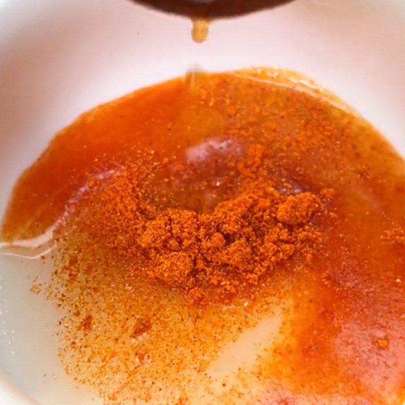 Step 3 Making the sauce Garlic soy sauce chicken (Recipe shared from TikTok Cooking with TasteVN)