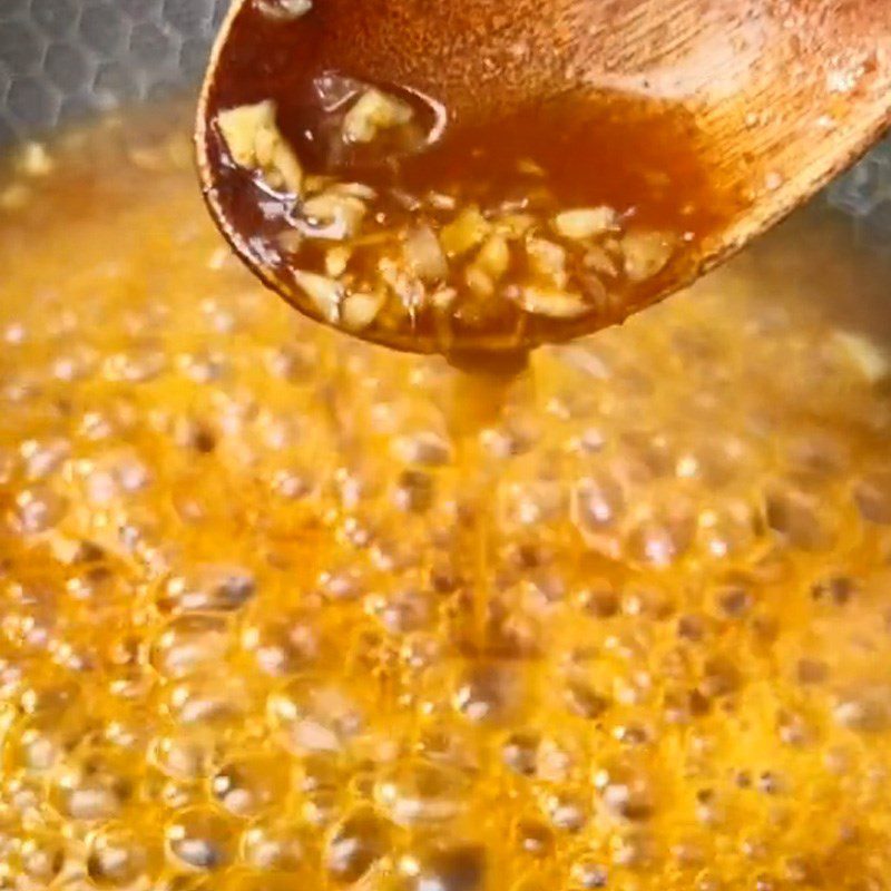 Step 3 Making the sauce Garlic soy sauce chicken (Recipe shared from TikTok Cooking with TasteVN)