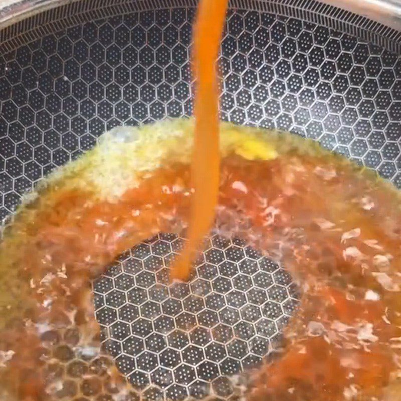 Step 3 Make spicy sauce for stir-fried chicken feet (Recipe shared from TikTok Cooking with TasteVN)