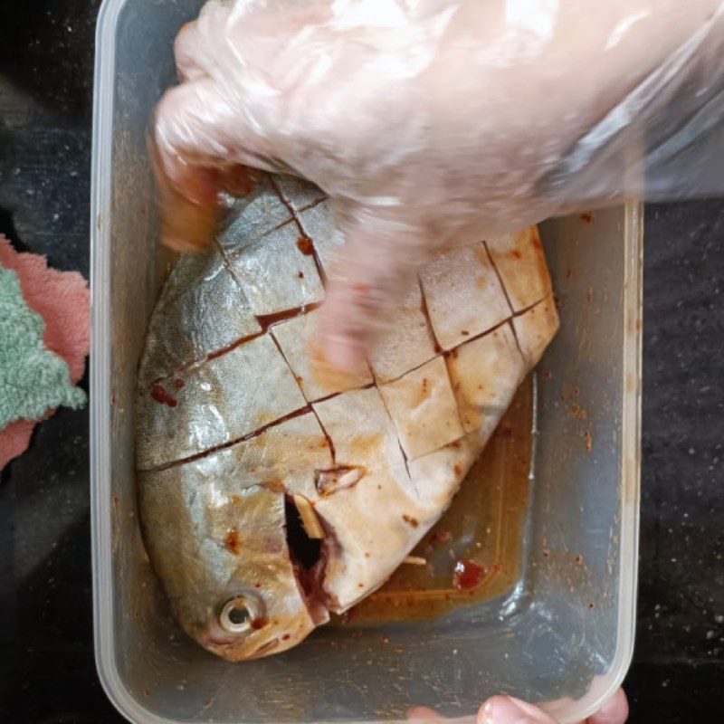 Step 2 Make the sauce and marinate the fish Grilled white pomfret with chili salt