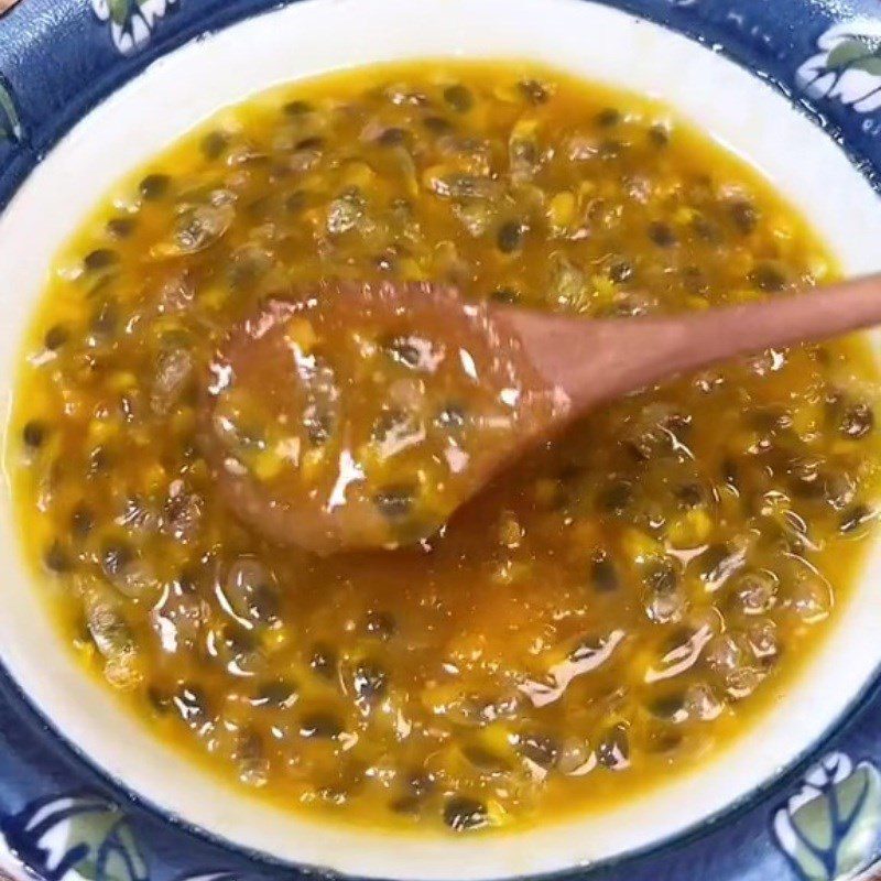 Step 3 Make the passion fruit sauce Passion Fruit Mushroom Salad (Recipe shared from Tiktok Vegetarian Kitchen XANH)