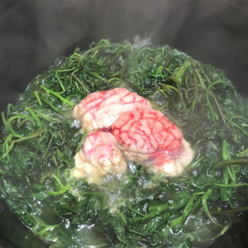 Step 2 Stewed pig brain with mugwort Stewed pig brain with mugwort