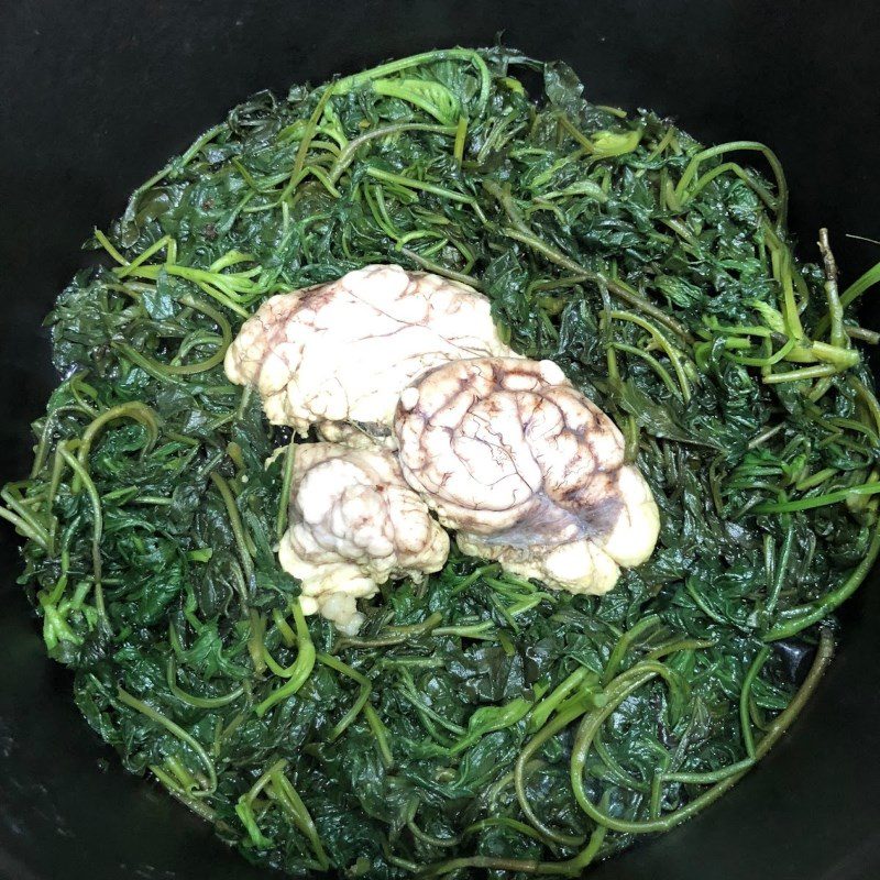 Step 2 Stewed pig brain with mugwort Stewed pig brain with mugwort