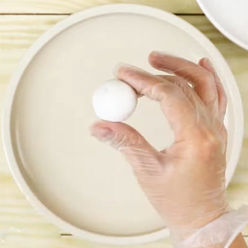 Step 3 Make the sweet potato dough balls for purple sweet potato and grass jelly dessert