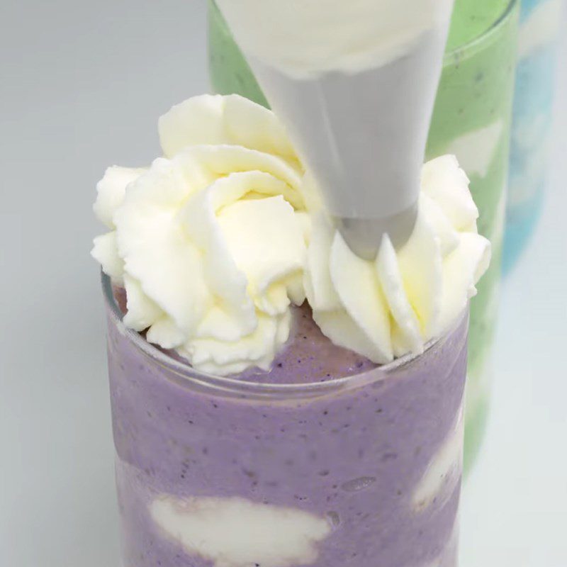 Step 4 Make cloud smoothie Purple cloud smoothie