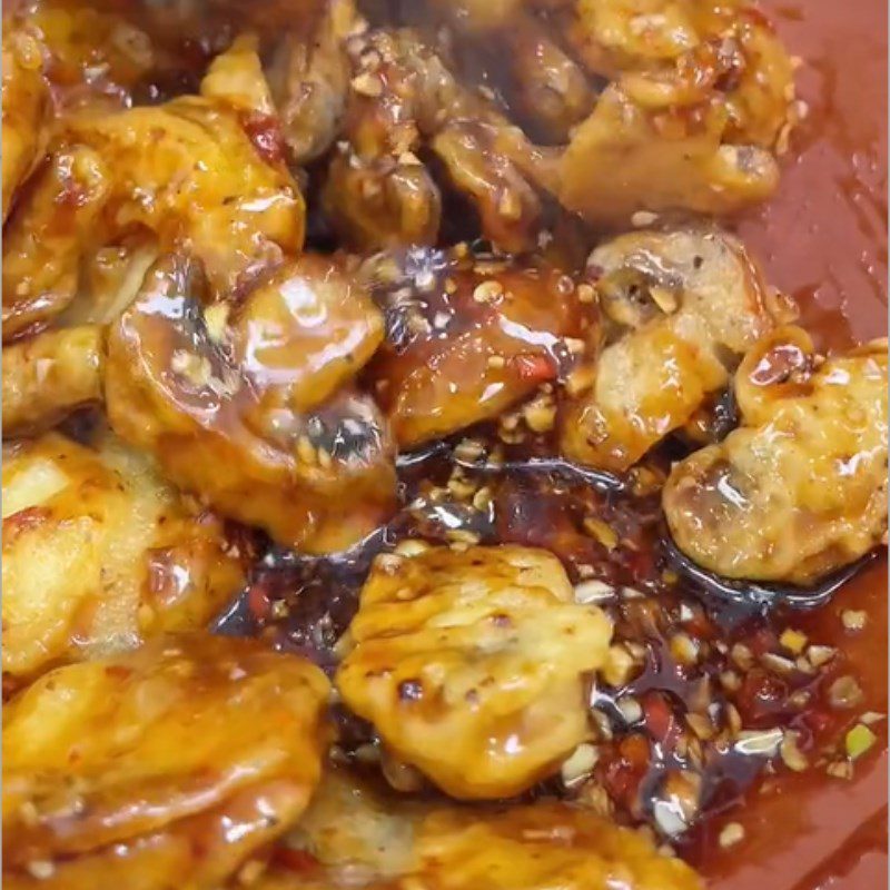 Step 3 Making Spicy Fried Mushroom Sauce (Recipe shared from Tiktok Cooking with TasteVN)