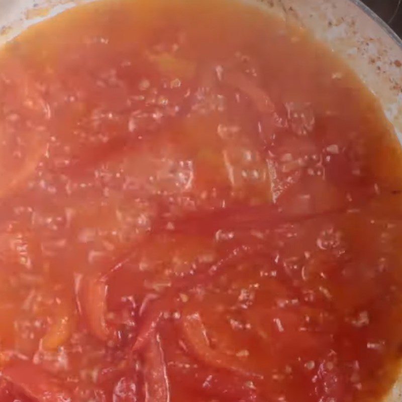 Step 5 Make Tomato Sauce Ground beef cheese meatballs with tomato sauce