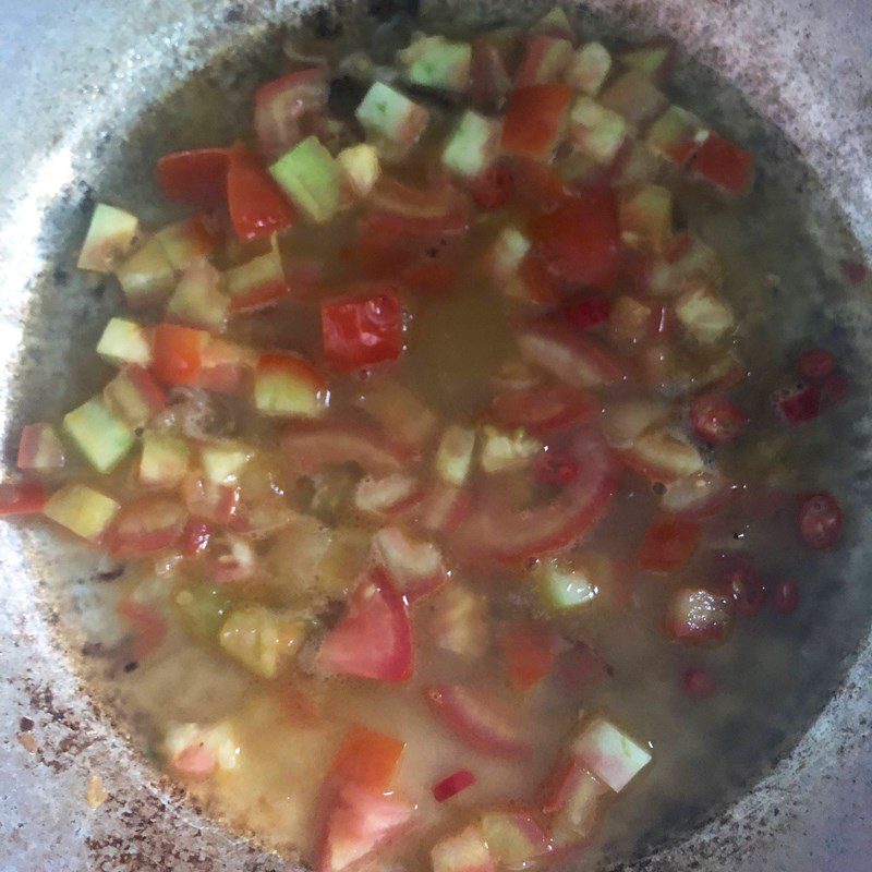 Step 2 Making tomato sauce for fish cake