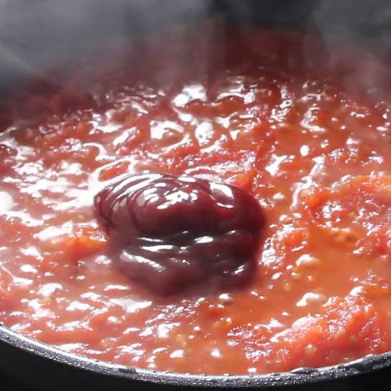 Step 3 Make tomato sauce Fried pomfret with tomato sauce