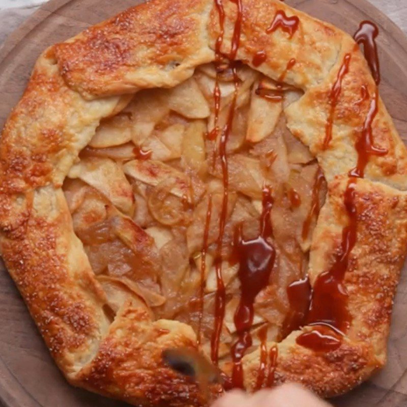 Step 5 Make caramel sauce for apple Galette