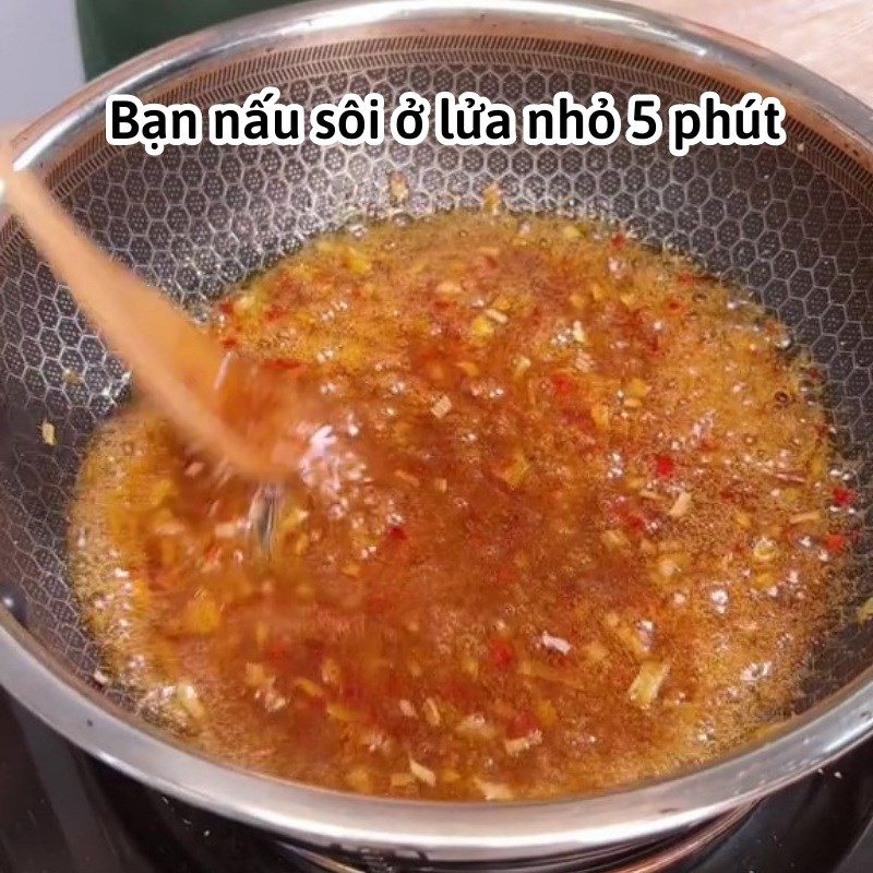 Step 3 Make tamarind sauce Stir-fried straw mushrooms with tamarind