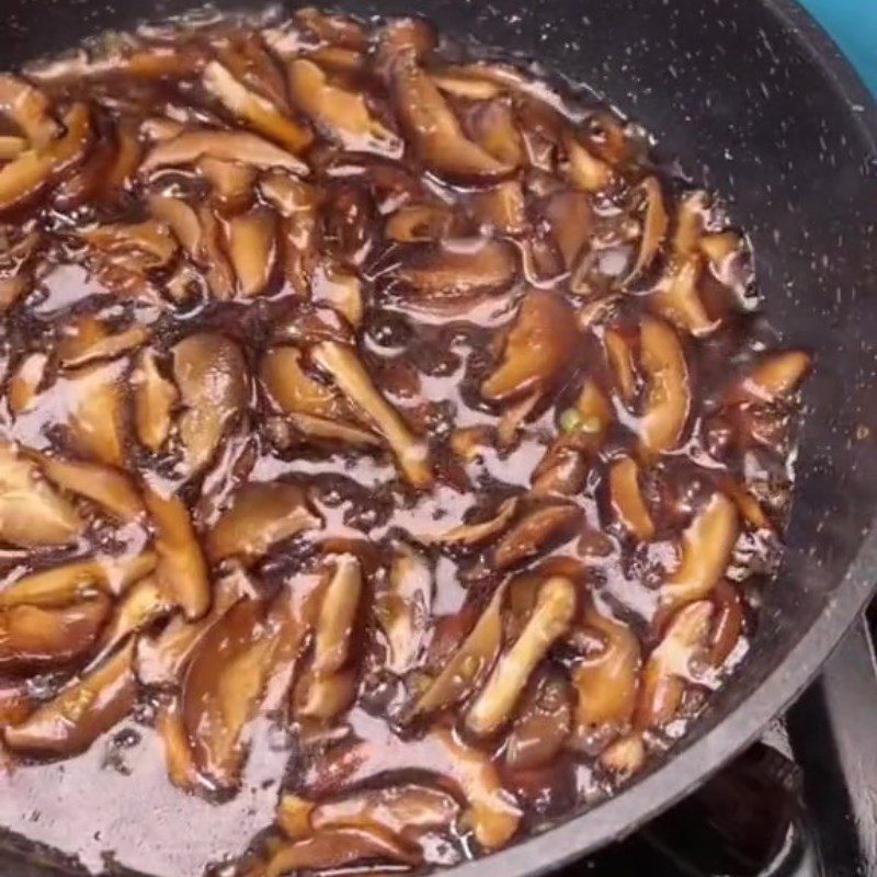 Step 3 Making shiitake mushroom sauce Tofu with shiitake mushroom sauce