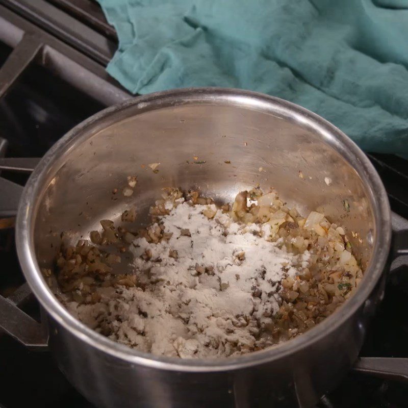 Step 3 Make garlic mushroom sauce Roasted broccoli with garlic mushroom sauce