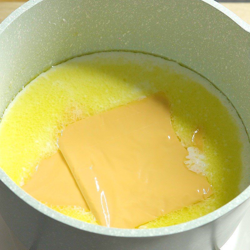 Step 7 Making cheese sauce Melted cheese sauce and side dishes