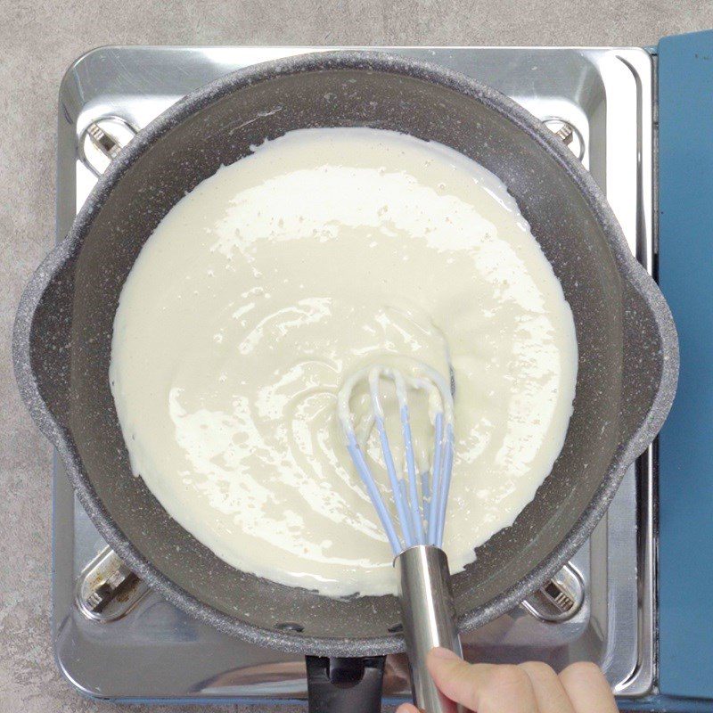 Step 1 Make cheese sauce for cheese tart using an air fryer