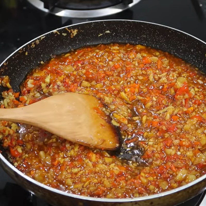 Step 4 Making Thai sauce Thai beef tendon sauce