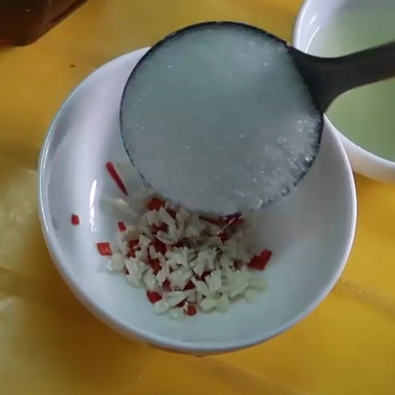 Step 2 Make the dressing Fresh Shrimp and Water Fern Salad