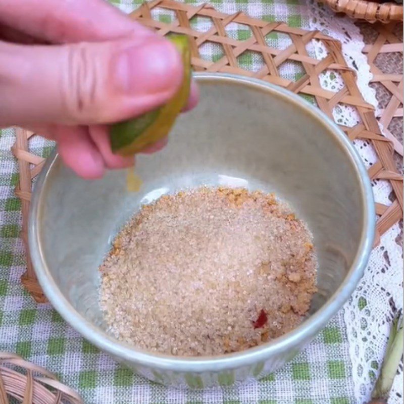 Step 3 Make the salad dressing Mango salad with fried pork belly