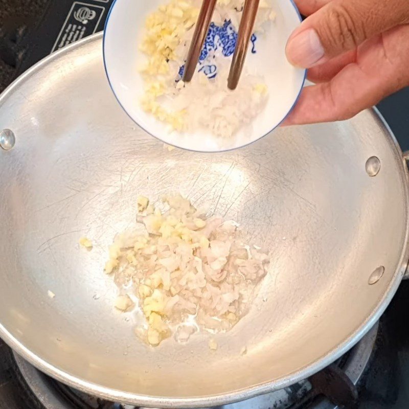 Step 4 Make the fermented soy sauce Vegetarian tofu braised with fermented soybeans