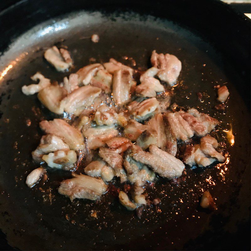 Step 2 Making Pineapple Stir-Fried Pork Pineapple Stir-Fried Pork