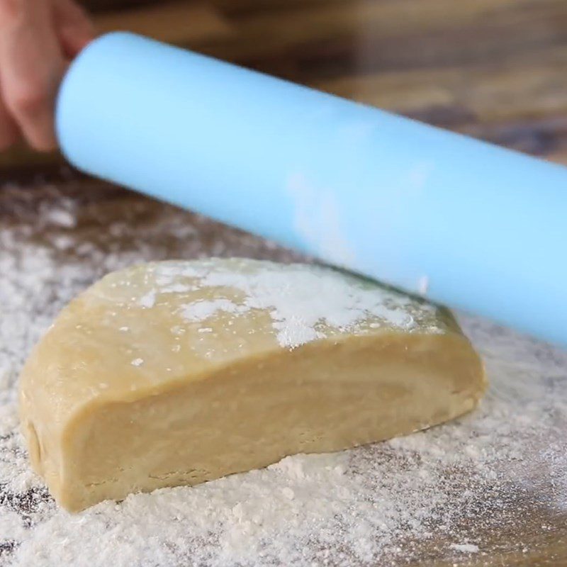 Step 4 Make the dough for Potato Beef Pie - La tourtiere