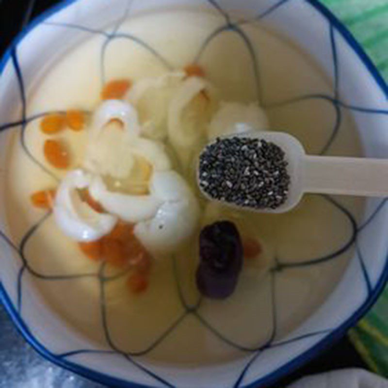 Step 2 Steamed Bird's Nest with Lychee Steamed Bird's Nest with Lychee