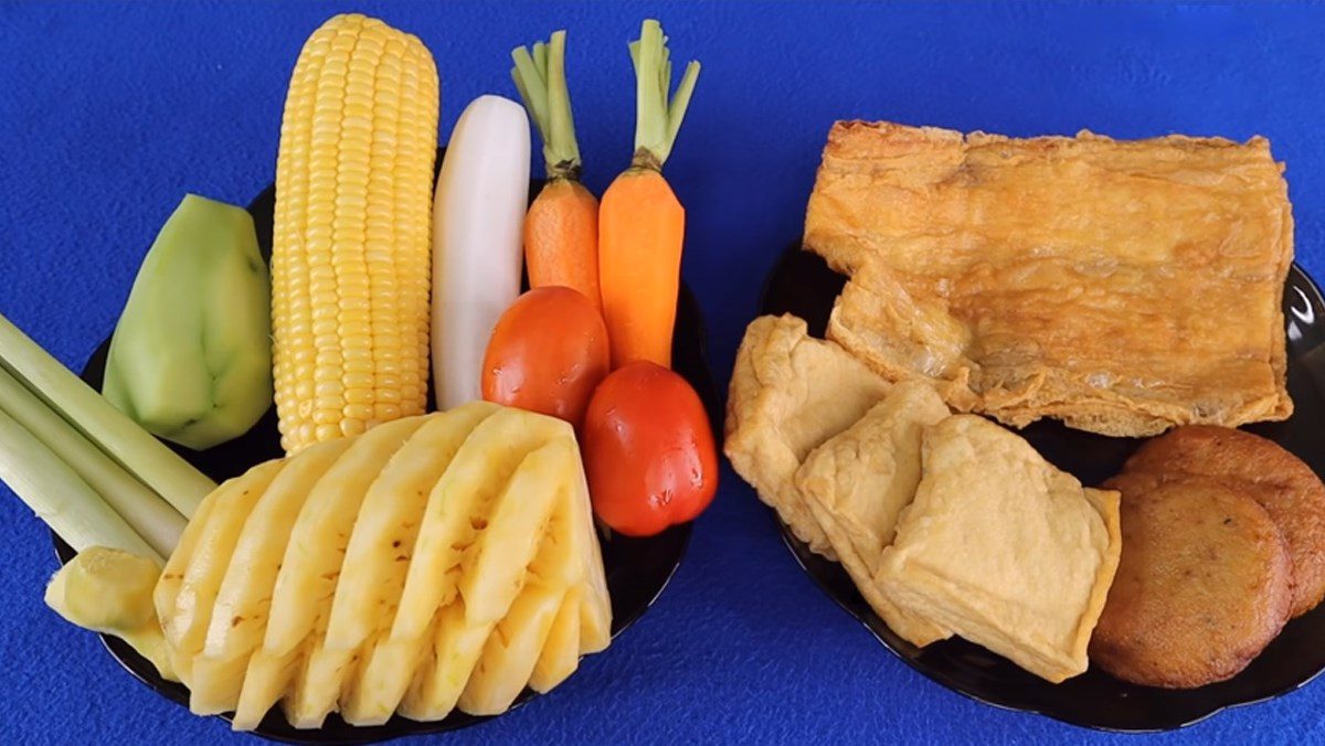 Ingredients for sour and spicy vegetarian hot pot