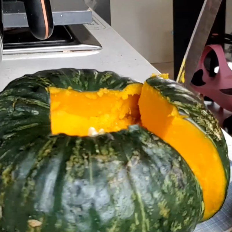 Step 2 Extract the pumpkin flesh for Pumpkin Soup with Pork