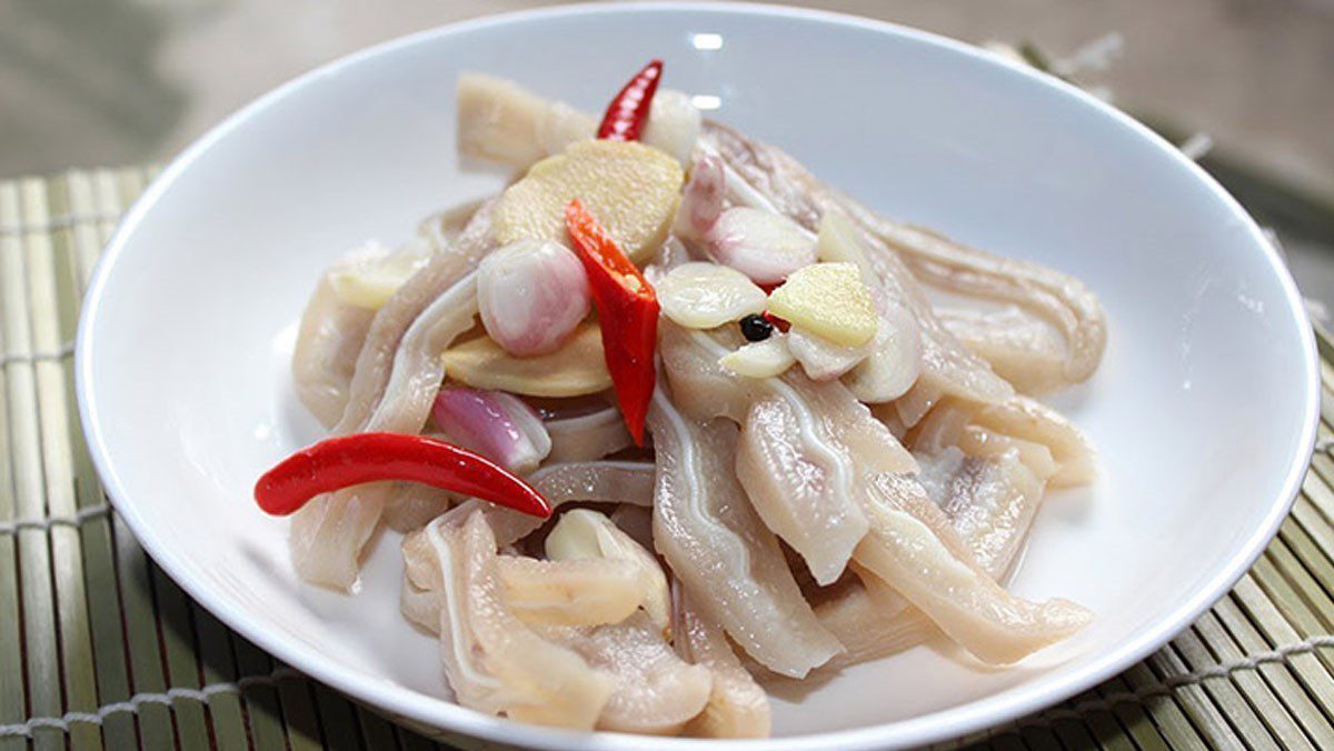 Pork ears soaked in vinegar