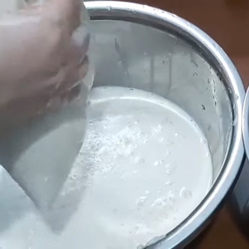 Step 2 Straining soy milk. How to make tofu using a soy milk maker or blender