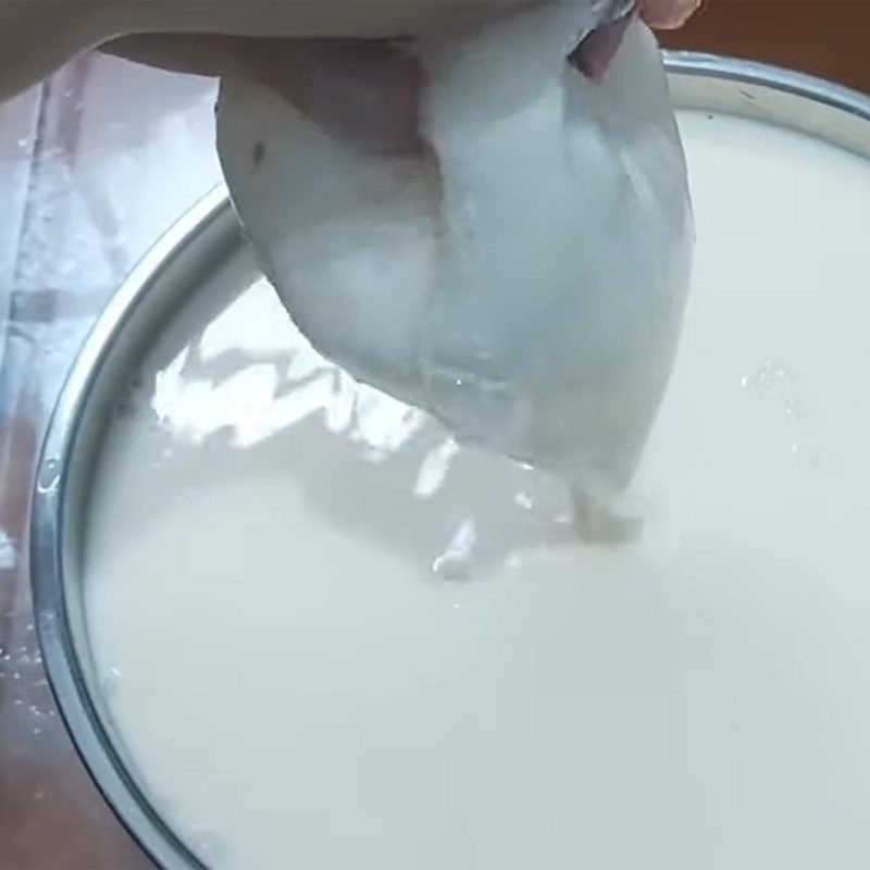 Step 2 Straining soy milk. How to make tofu using a soy milk maker or blender