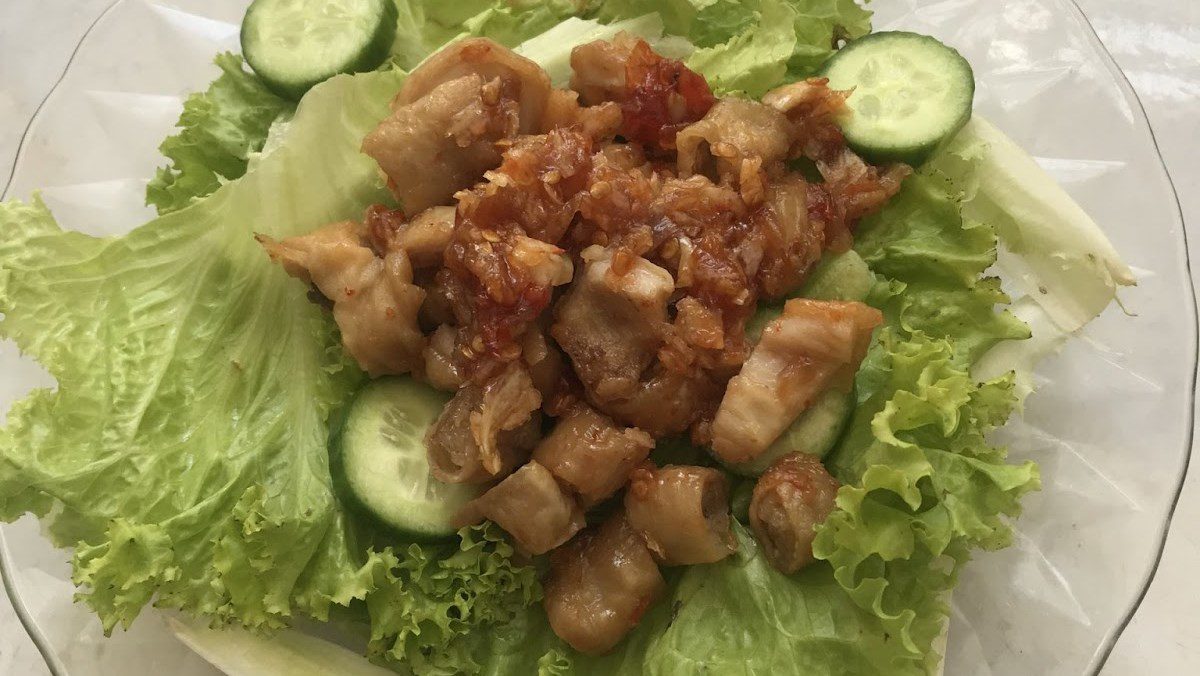 Fried pork intestines with fish sauce