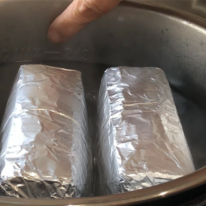 Step 6 Boiling the cake Vegetarian Chung cake