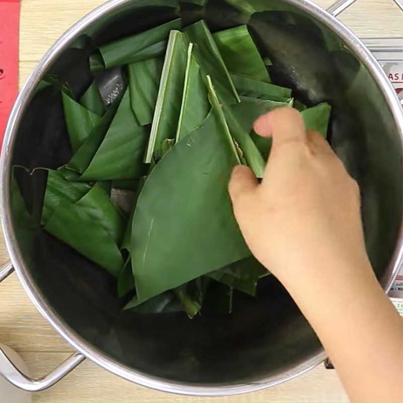 Step 6 Boiling Ngũ Sắc Cake