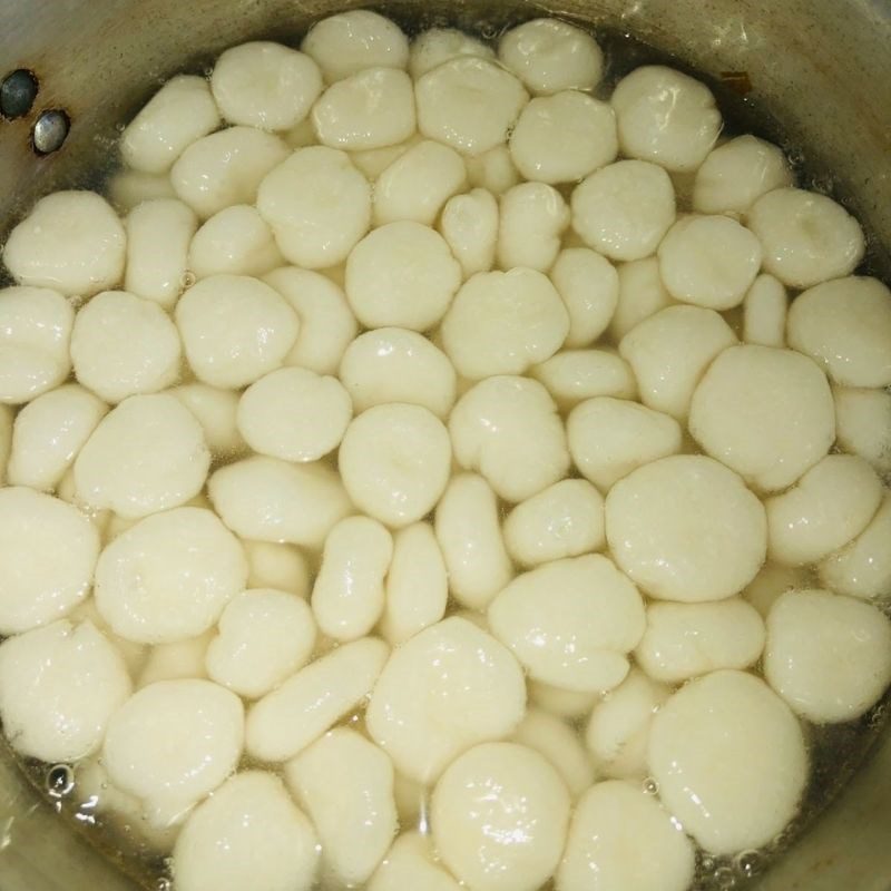 Step 4 Boiling the Coconut Cake