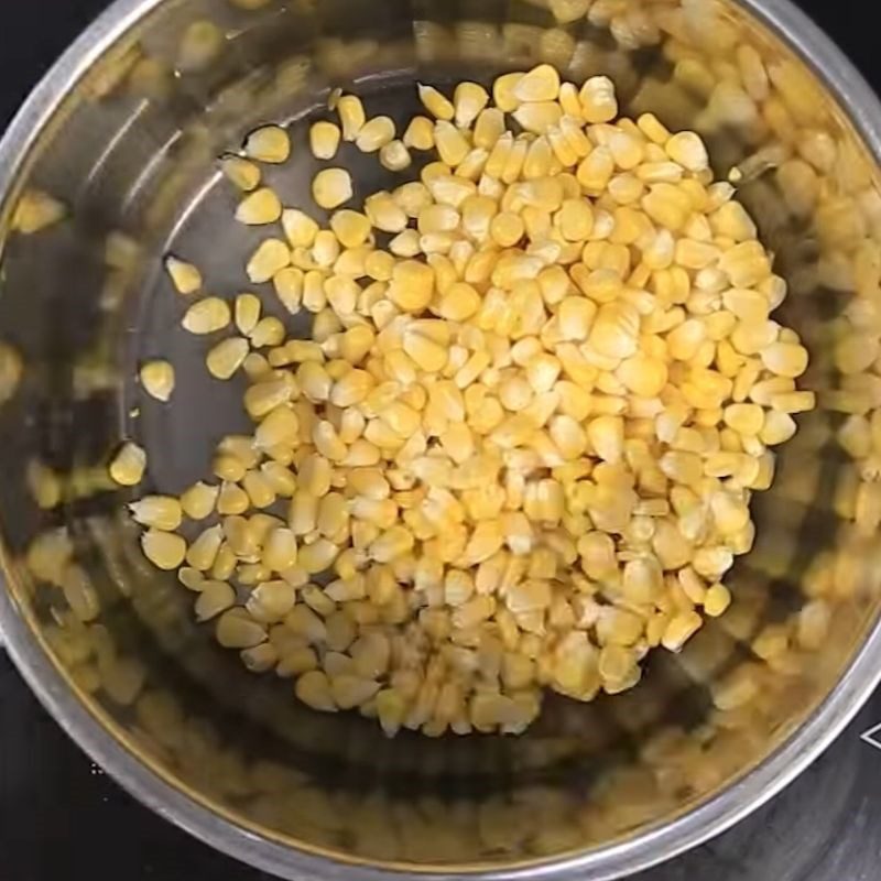 Step 1 Boil corn Fresh corn jelly