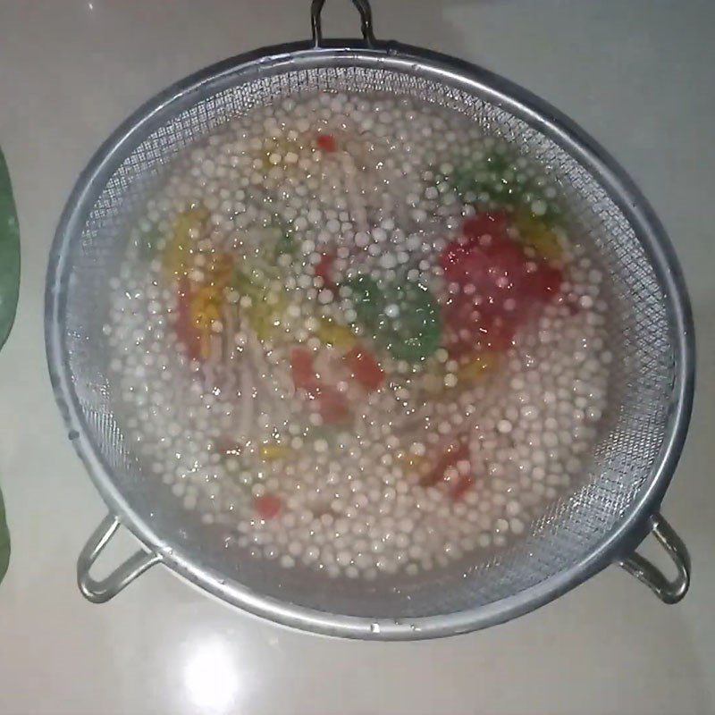 Step 3 Boil potato starch and tapioca starch