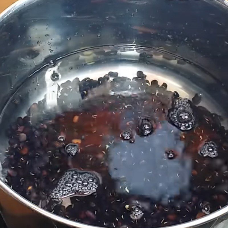 Step 1 Prepare and cook black beans Black bean filtering dessert