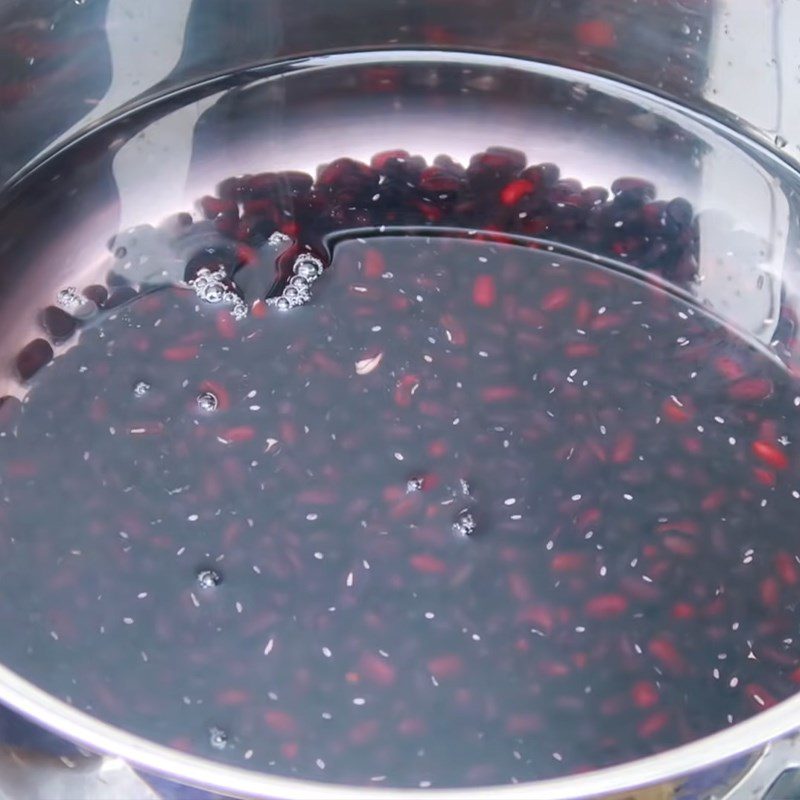 Step 1 Boil black beans Black Bean Dessert with Coconut Milk