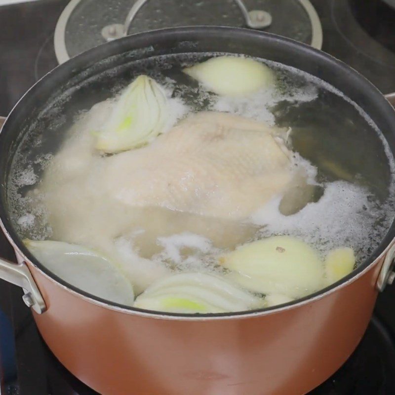 Step 4 Boiling chicken Phan Rang chicken rice