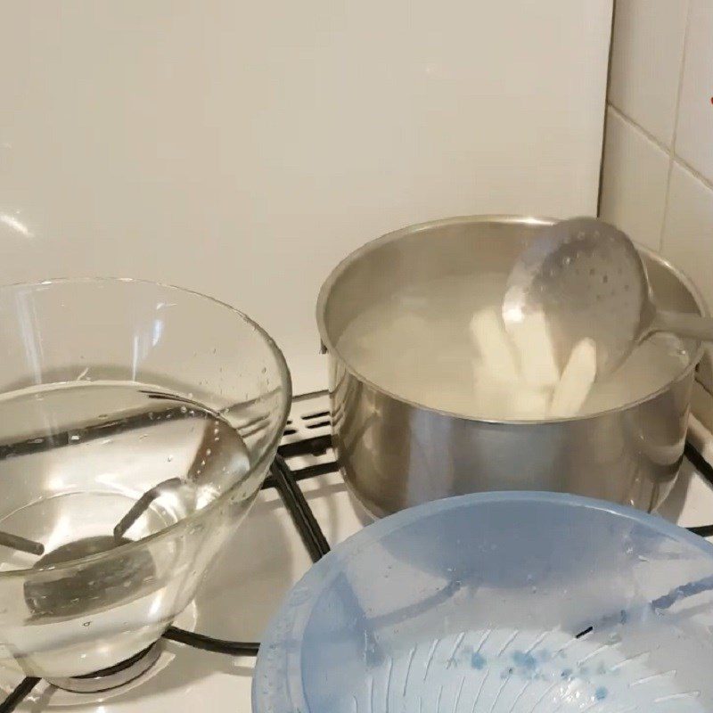 Step 2 Boil taro Taro candy coated in sugar