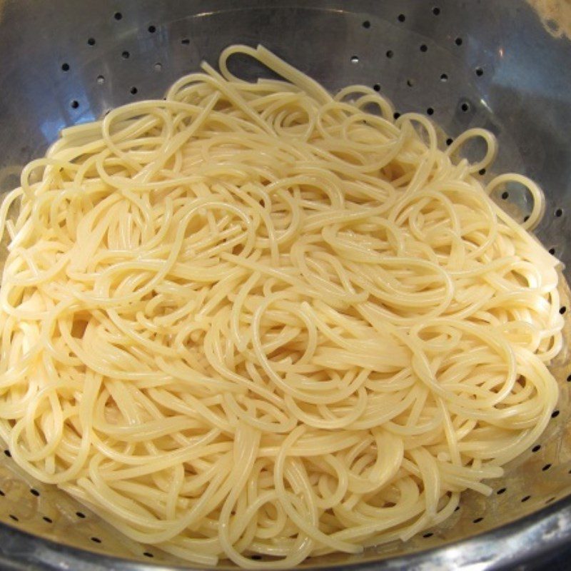 Step 2 Boil the spaghetti Spaghetti with minced beef sauce (homemade spaghetti sauce)